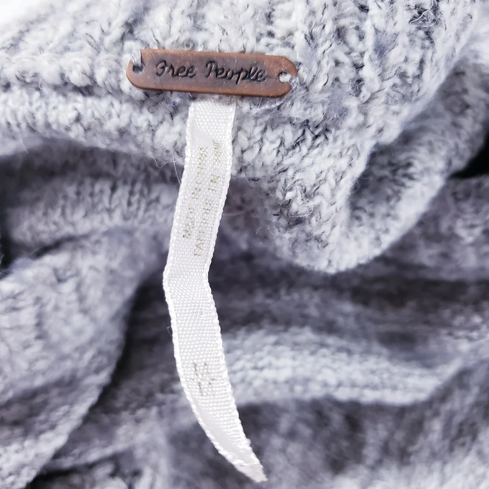Free People In My Pocket Cropped Knit Ribbed Sweater‎ Gray Size Medium